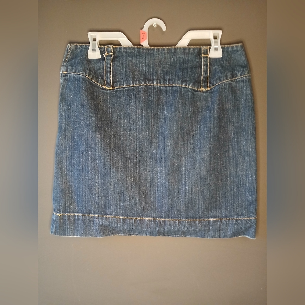 TOMMY HILFIGER WOMEN'S SIZE 8 SPRING/SUMMER SKIRT - Picture 3 of 4